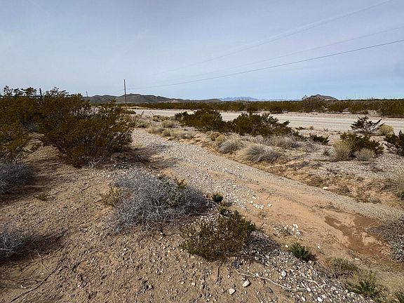 3rd image of 19 Rainbow Point Dr Lot 11-14-23