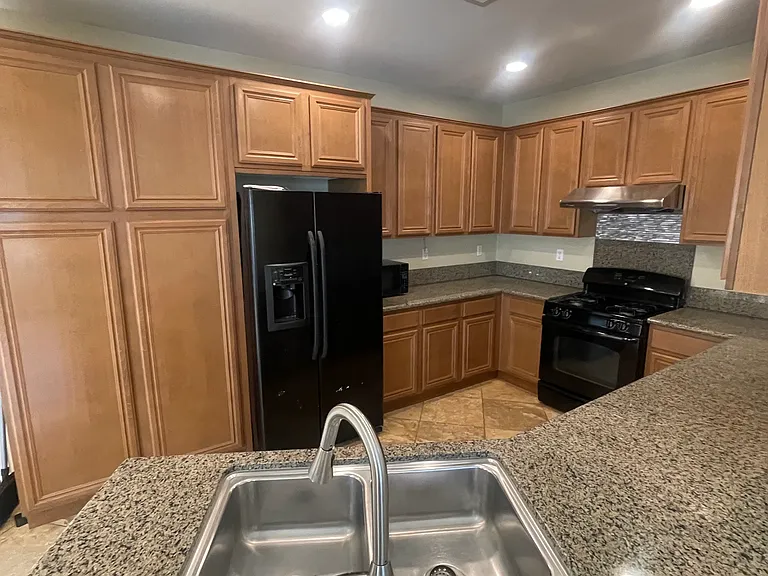 15996 Moonflower Ave — Photo 5