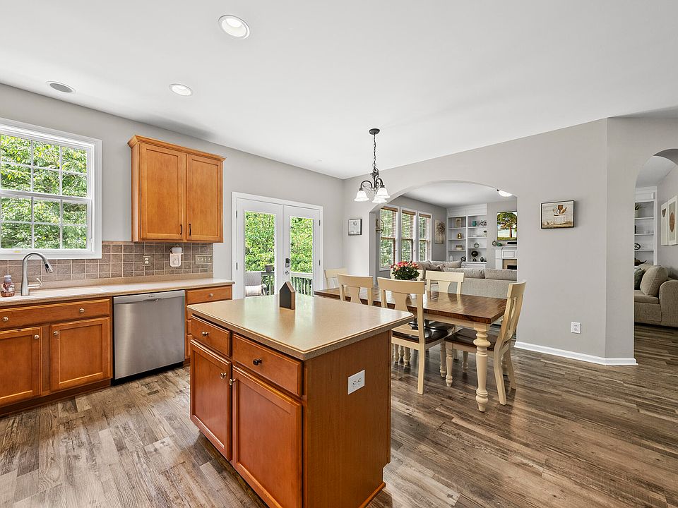 1st image of 507 Littleport Dr