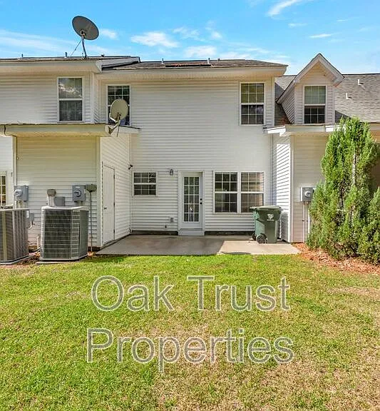 126 Tuscany Ct — Photo 31