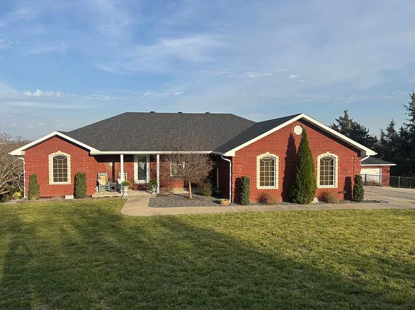 8004 Big Meadows Rd, Jefferson City, MO 65101