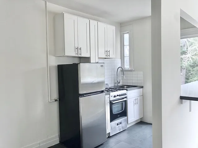 2415 Lincoln Way #3 — Photo 4