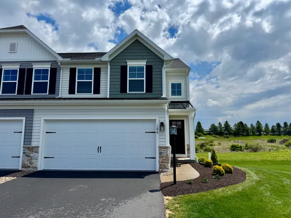 146 Magnolia Ln, State College, PA 16803