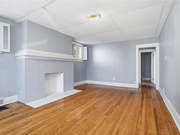 36th image of 3412 Gleason St
