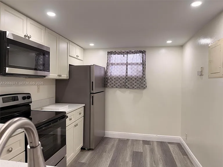 1200 NW 87th Ave #413 — Photo 12