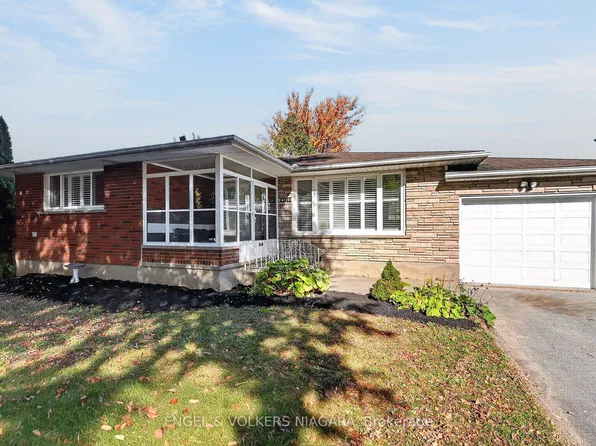 6773 Crawford St, Niagara Falls, ON L2E 5Z6
