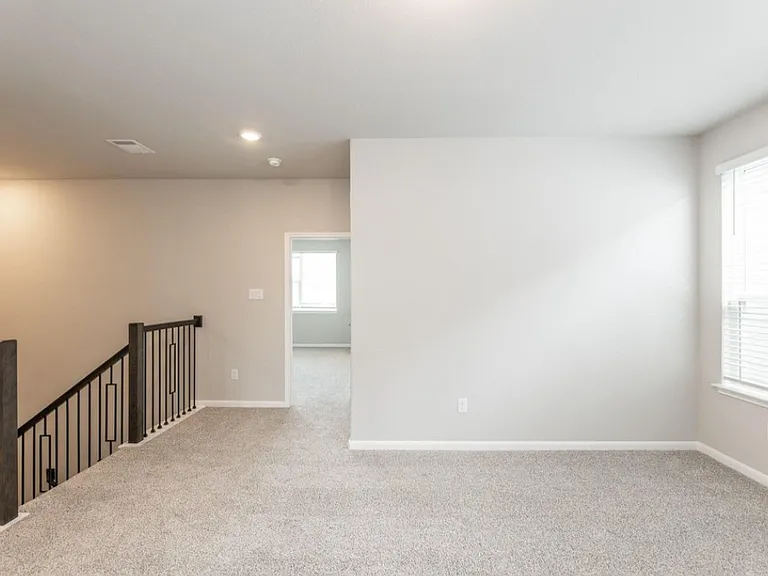 3011 Valley Dr — Photo 7