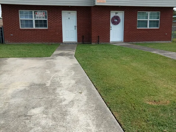 110 Omega St, Belle Chasse, LA 70037