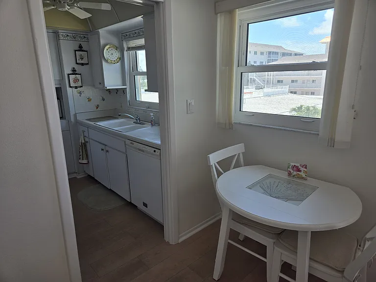 1255 Tarpon Center Dr #305 — Photo 8