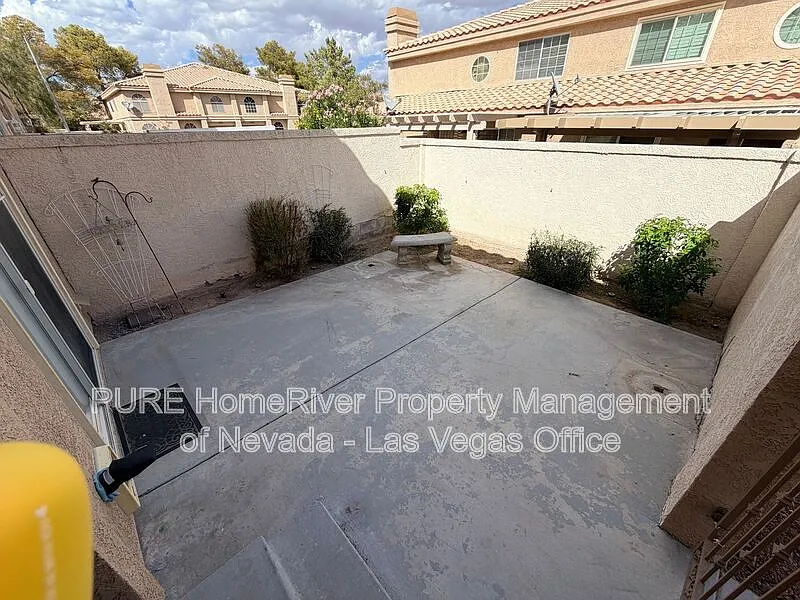 3 bed, 2.5 bath, 1541 sqft, $1,850 — Photo 3