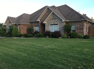 3721 Legacy Village Dr, Benton, AR 72015