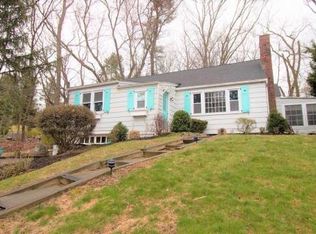 2 Cross Hwy #B, Westport, CT 06880