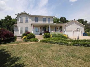 1391 Biscay Dr, Edwardsville, IL