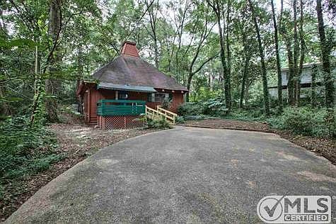 5th image of 2022 Greenwood Dr