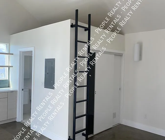 1504 Alta Vista Dr — Photo 6