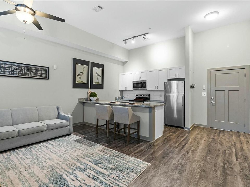 1st image of 782 Riverfront Pkwy Unit 112