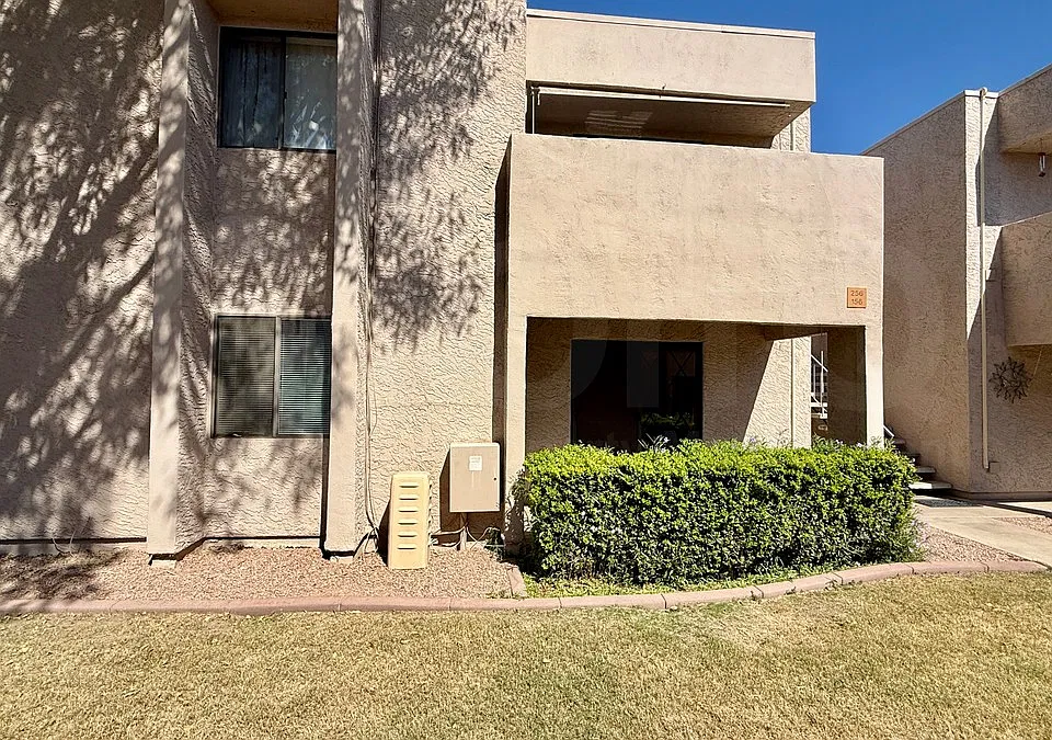 1920 W Lindner Ave #156