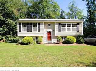 9 Sanborn St, Gorham, ME 04038