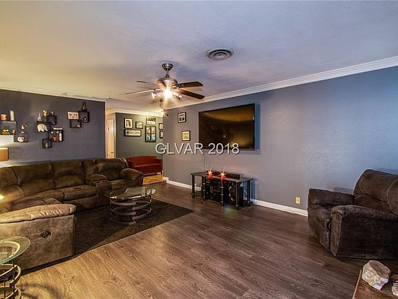 5th image of 1401 Gloria Ln