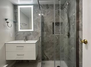 61 Grandview Ln #2, Rochester, NY 14612