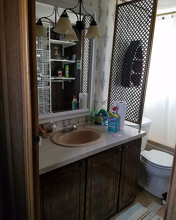 2nd image of 51 Philpot Rd