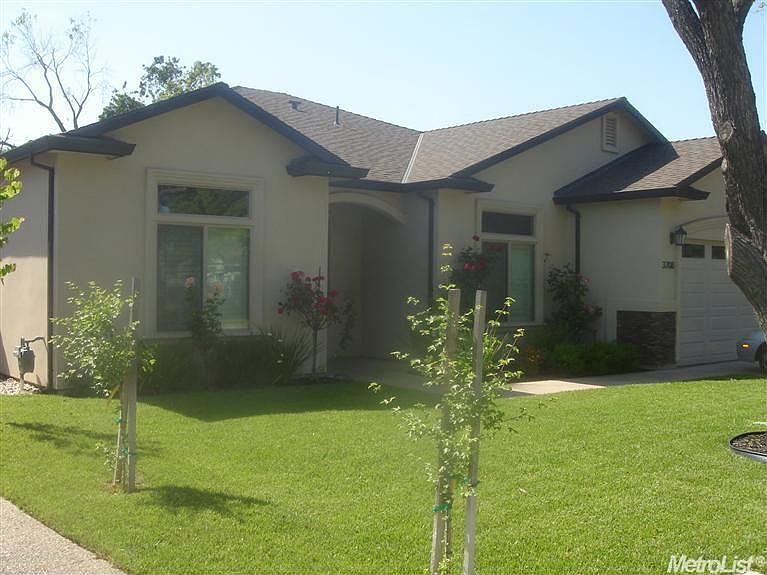 1st image of 3708 N Edge Dr