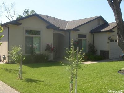 3708 N Edge Dr, Sacramento, CA, 95821
