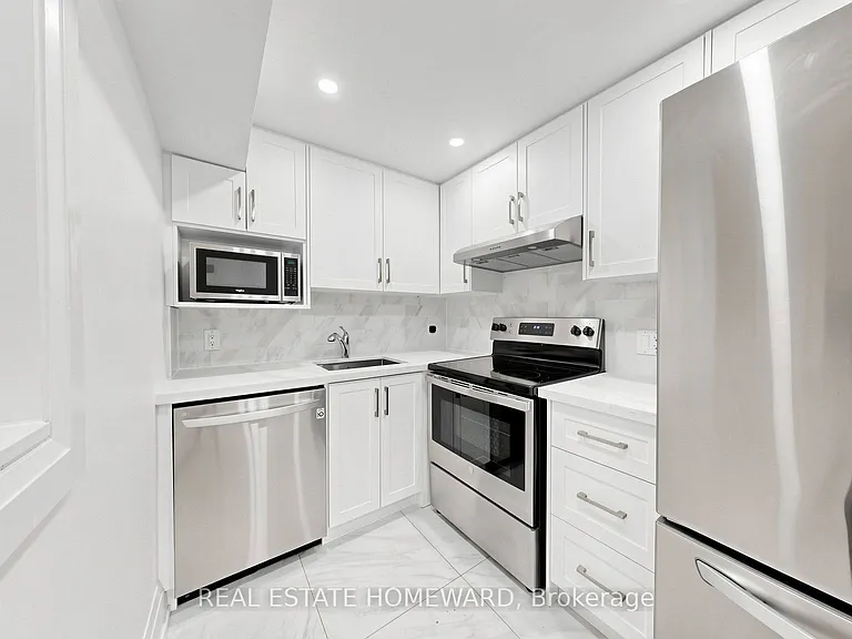 124 Kendal Ave #BASEMENT — Photo 6