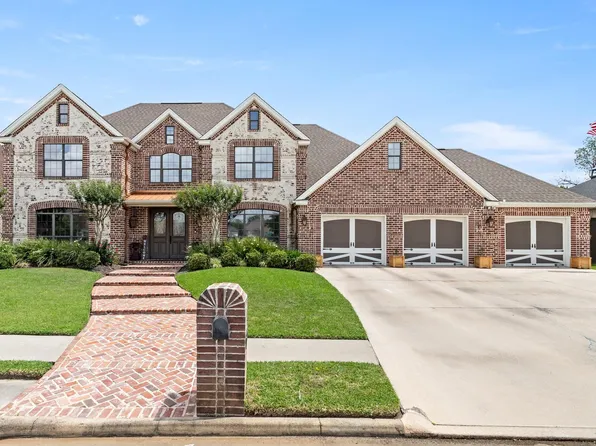 701 Neches Oaks Blvd, Port Neches, TX 77651