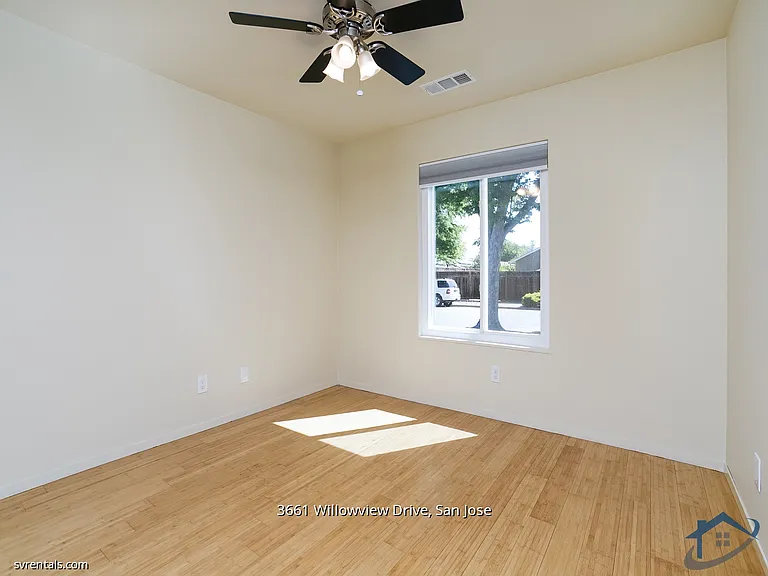 3661 Willowview Dr — Photo 7