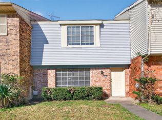 8012 Pines Rd, Shreveport, LA 71129