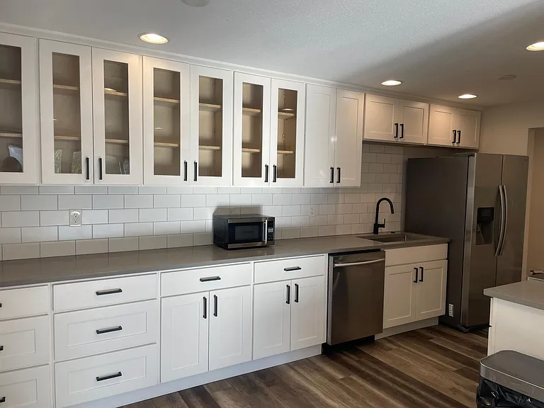810 Taylor Ave N #220 — Photo 5