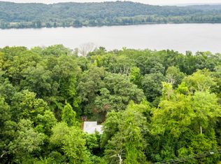 1086 Saybrook Rd, Haddam, CT 06438