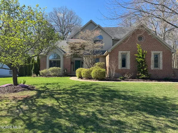 8819 Royal Oak Dr, Holland, OH 43528