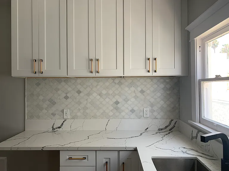 55 Roswell Ave #9 — Photo 34