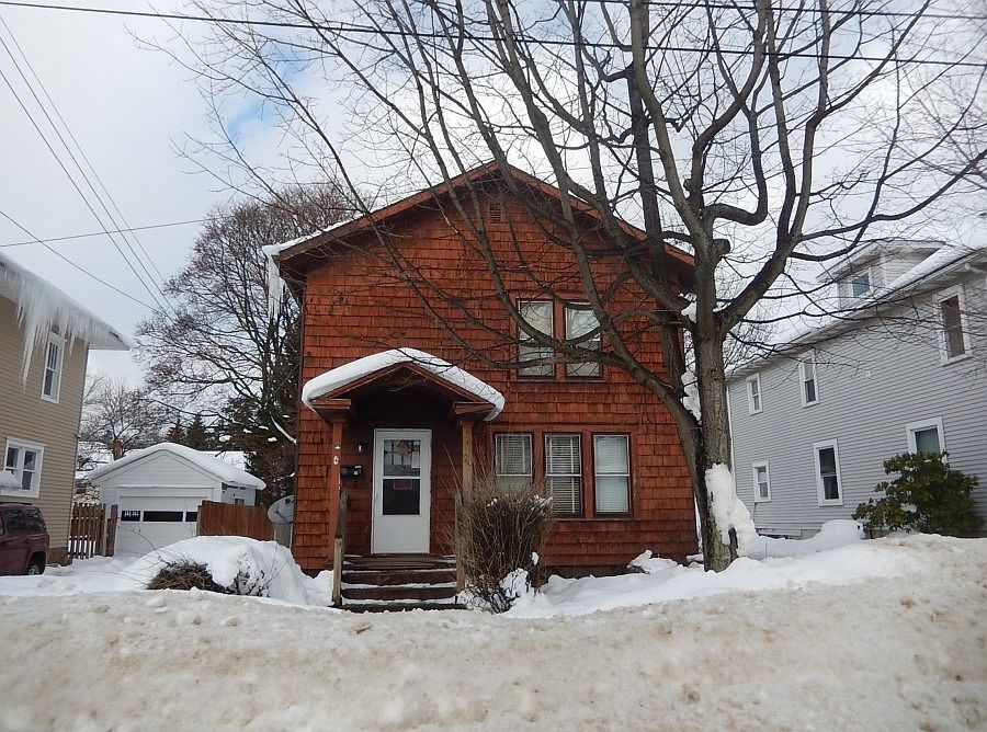 1st image of 24 Eagle St