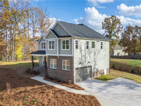 3701 Still Poplar Ct, Summerfield, NC 27358