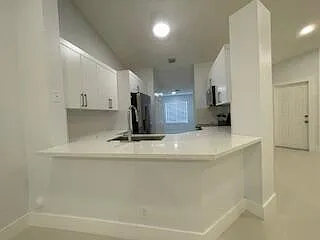 1630 Zenith Way — Photo 8