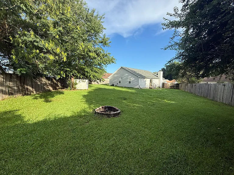 260 Pollard Dr — Photo 13