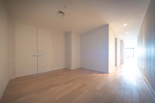 Rented by Platinum Properties | media 32