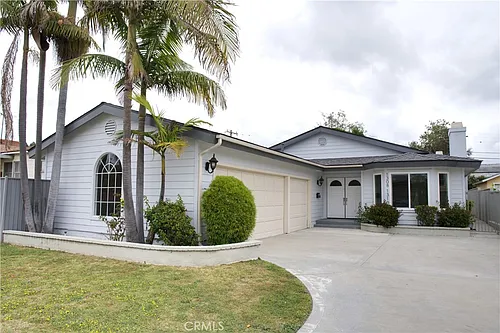 1308 Elm Ave Photo 1