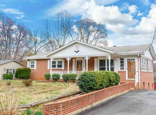 1286 Kenwood Ln, Charlottesville, VA