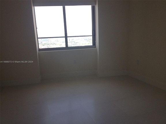 2nd image of 1100 Biscayne Blvd Unit 5302