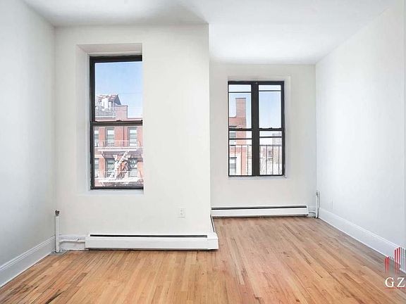 2nd image of 158 E 102nd St APT 5D