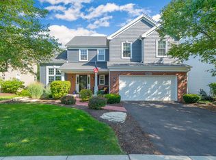 39W372 W Mallory Dr, Geneva, IL 60134