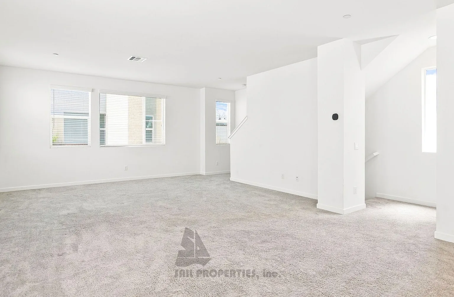 3-Bed, 2.5-Bath Home in Great Stanton Community! — Photo 3