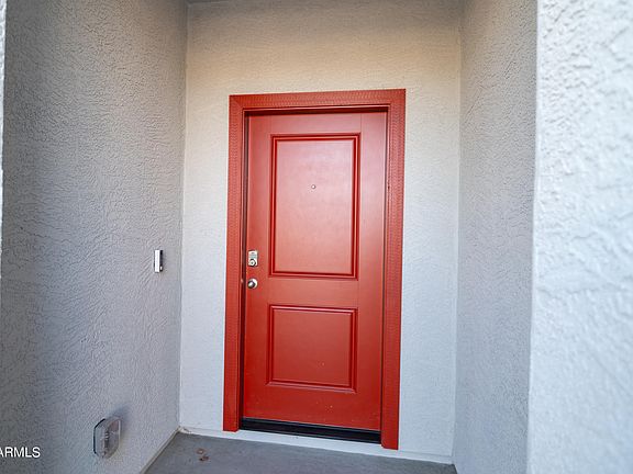 3rd image of 1127 W Paradise Way
