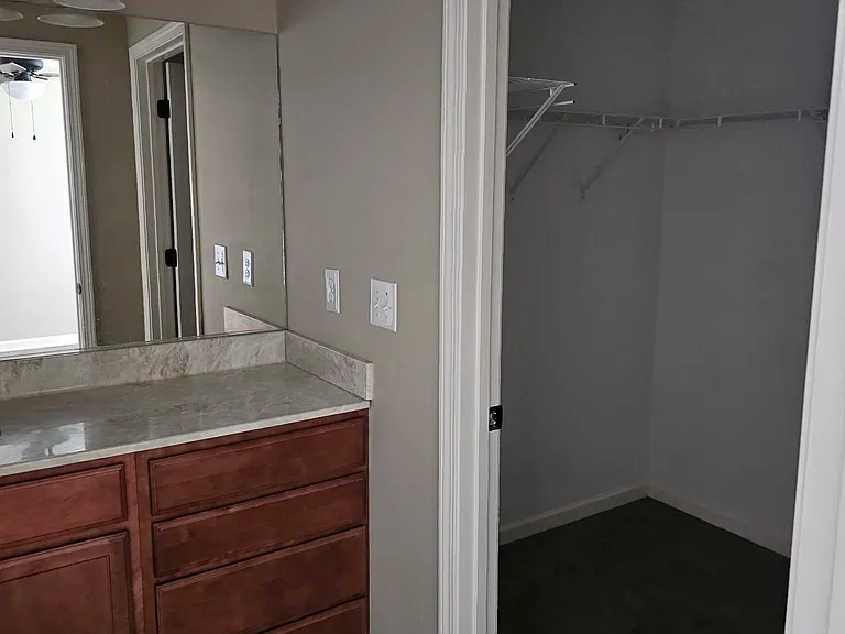 228 Vanover Ln #4 — Photo 9
