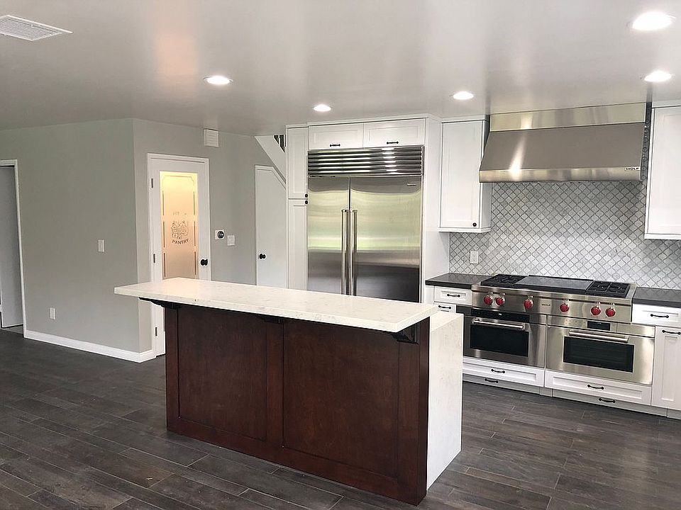 1st image of 315 Eola Dr