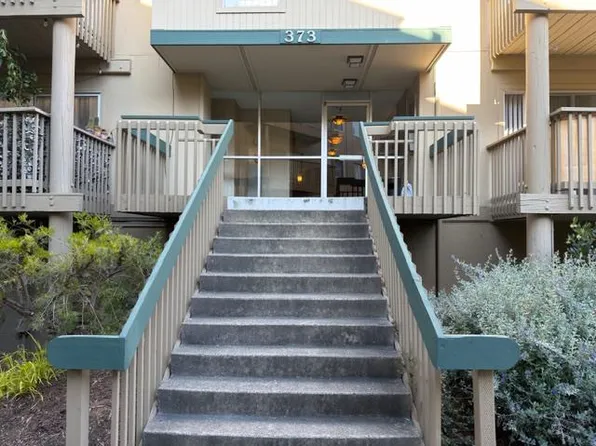 373 Half Moon Ln APT 109, Daly City, CA 94015
